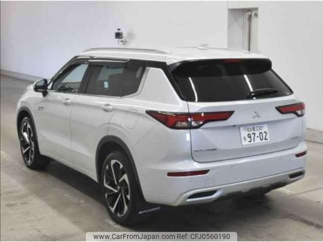 mitsubishi outlander-phev 2023 -MITSUBISHI 【名古屋 330ﾅ9702】--Outlander PHEV 5LA-GN0W--GN0W-0305701---MITSUBISHI 【名古屋 330ﾅ9702】--Outlander PHEV 5LA-GN0W--GN0W-0305701- image 2