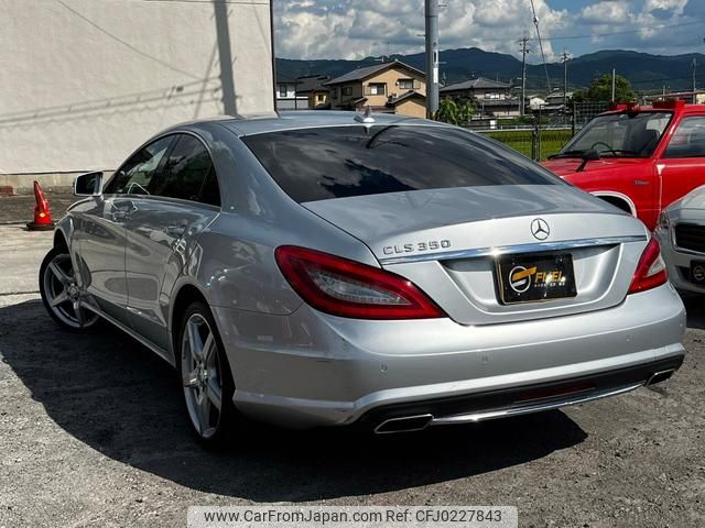 mercedes-benz cls-class 2012 GOO_JP_700070884830240909001 image 2