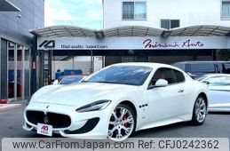 maserati granturismo 2012 quick_quick_ABA-MGTA_ZAMKL45J000063142