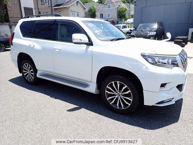 toyota land-cruiser-prado 2019 24631419 image 1