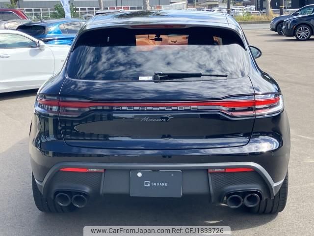 porsche macan 2023 CFJ1833726 image 2