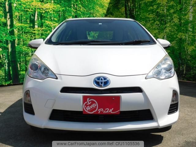 toyota aqua 2014 -TOYOTA--AQUA DAA-NHP10--NHP10-2331527---TOYOTA--AQUA DAA-NHP10--NHP10-2331527- image 2