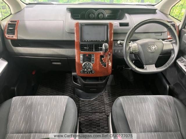 toyota voxy 2012 -TOYOTA--Voxy DBA-ZRR75W--ZRR75-0090746---TOYOTA--Voxy DBA-ZRR75W--ZRR75-0090746- image 2