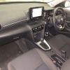 toyota yaris-cross 2020 CFJ1536688 image 5