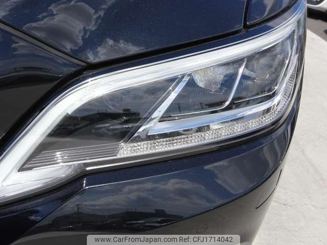 toyota crown 2020 CFJ1714042 image 2