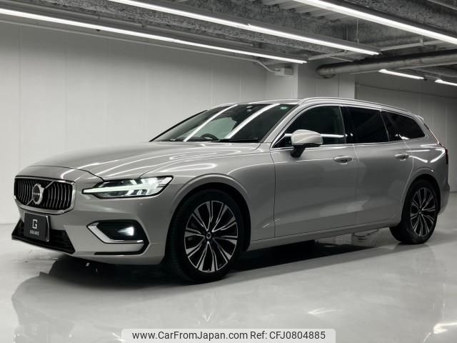 volvo v60 2022 quick_quick_5AA-ZB420TM_YV1ZWK8M5P2524617 image 1