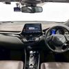 toyota c-hr 2017 quick_quick_DAA-ZYX10_ZYX10-2003486 image 2
