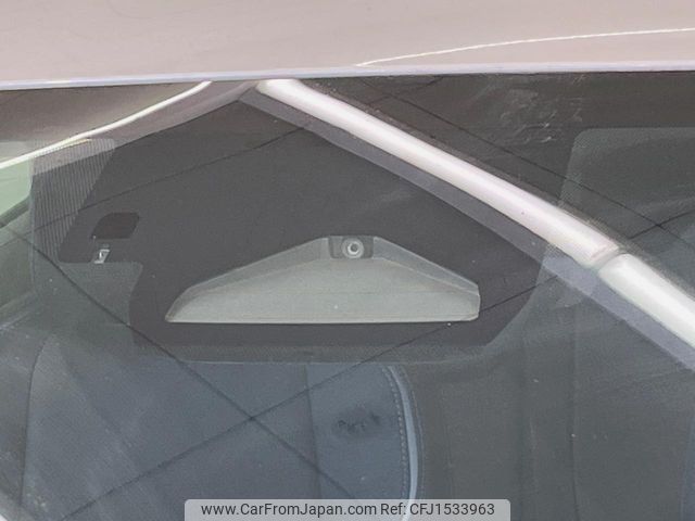 toyota prius 2023 CFJ1533963 image 2