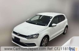 volkswagen polo 2016 -VOLKSWAGEN--VW Polo DBA-6RCJZ--WVWZZZ6RZGU019993---VOLKSWAGEN--VW Polo DBA-6RCJZ--WVWZZZ6RZGU019993-