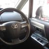 toyota voxy 2011 -TOYOTA--Voxy ZRR70W--0462858---TOYOTA--Voxy ZRR70W--0462858- image 21