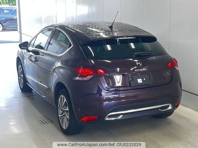 citroen ds4 2014 -CITROEN--Citroen DS4 B7C5F06S-EY525738---CITROEN--Citroen DS4 B7C5F06S-EY525738- image 2