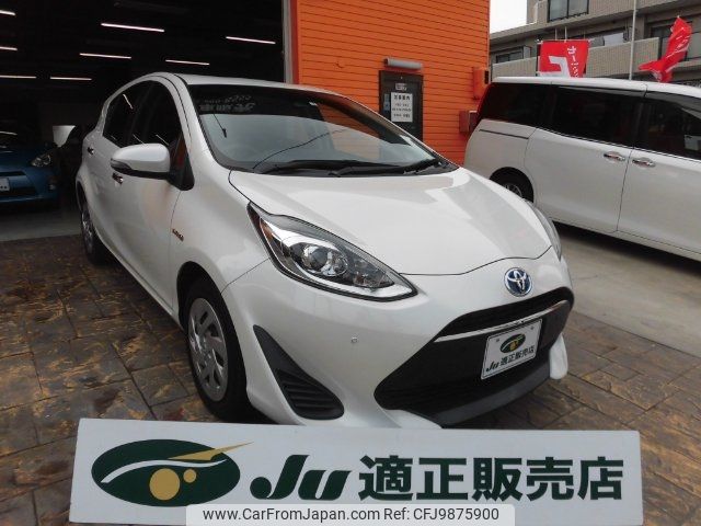 toyota aqua 2019 -TOYOTA 【名変中 】--AQUA NHP10--6825102---TOYOTA 【名変中 】--AQUA NHP10--6825102- image 1