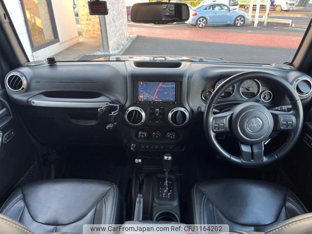 jeep wrangler 2018 quick_quick_JK36L_1C4HJWLGXHL717818 image 2