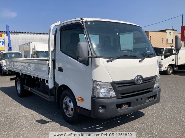 toyota dyna-truck 2015 -TOYOTA--Dyna TKG-XZU710--XZU710-0016366---TOYOTA--Dyna TKG-XZU710--XZU710-0016366- image 1