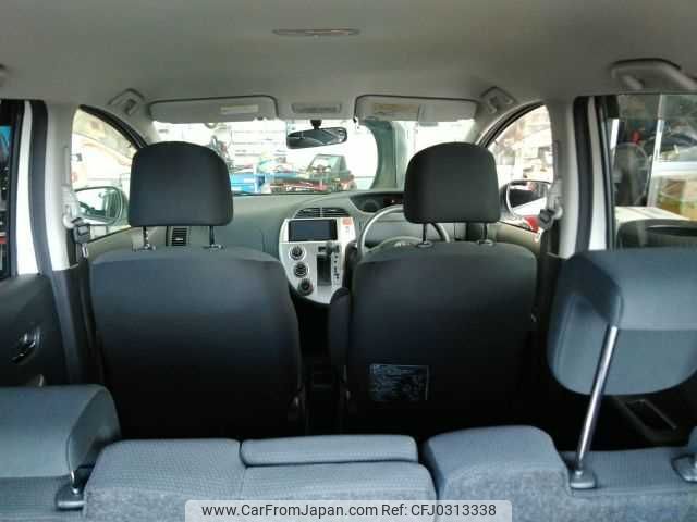 toyota ractis 2009 TE1058 image 2