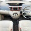 toyota noah 2002 504928-926340 image 1