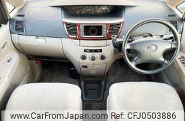 toyota noah 2002 504928-926340