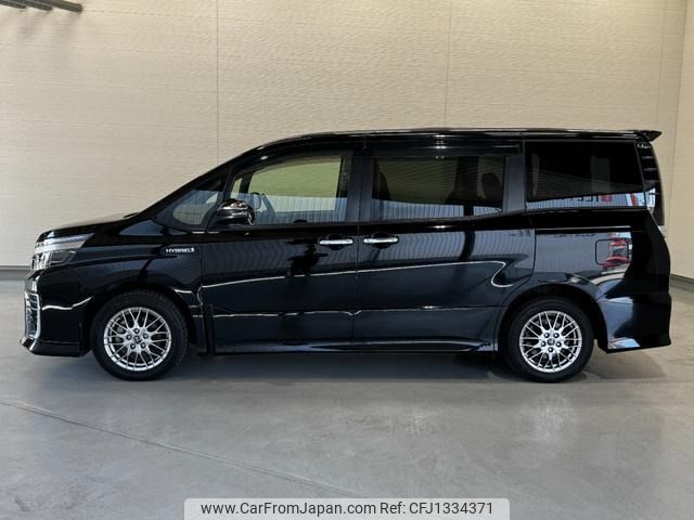 2016 Toyota Voxy ZWR80W 2WD - Car Price $12,512