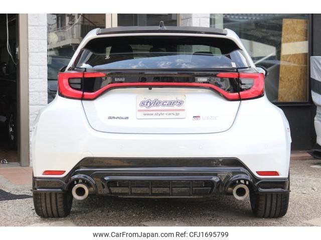 toyota yaris 2024 CFJ1695799 image 2