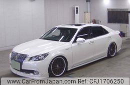 toyota crown-majesta 2015 CFJ1706250