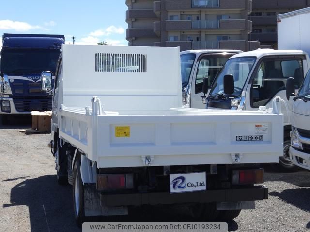 isuzu elf-truck 2011 GOO_NET_EXCHANGE_0704331A30240820W002 image 2