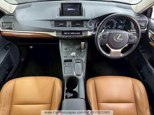 lexus ct 2015 CFJ1822985 image 2