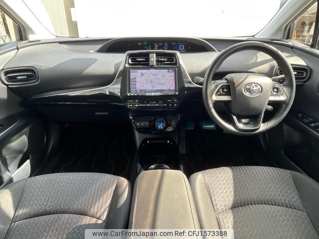 toyota prius 2017 CFJ1573388 image 2