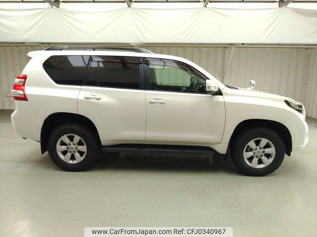 toyota land-cruiser-prado 2016 ENHANCEAUTO_1_ea289363 image 2