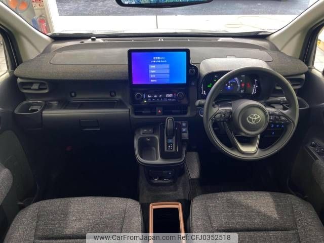 toyota sienta 2023 -TOYOTA--Sienta 6AA-MXPL10G--MXPL10-1045585---TOYOTA--Sienta 6AA-MXPL10G--MXPL10-1045585- image 2