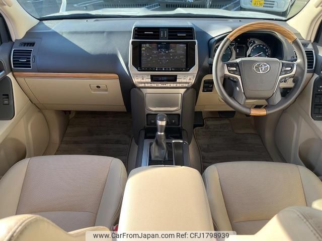 toyota land-cruiser-prado 2022 CFJ1798939 image 2
