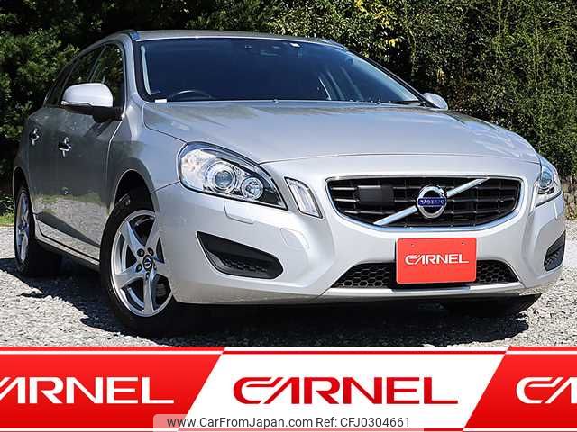 volvo v60 2012 F00683 image 1