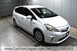 toyota prius-α 2013 CFJ1580395