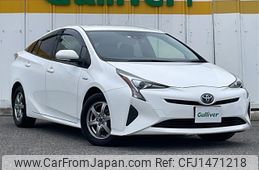toyota prius 2018 CFJ1471218