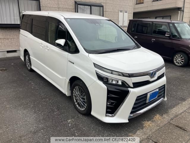 toyota voxy 2017 CFJ1822420 image 2