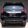 toyota land-cruiser-prado 2021 25632304 image 4