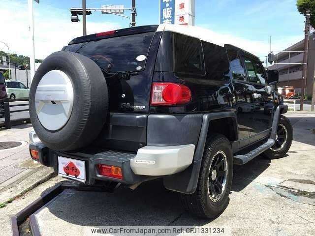 toyota fj-cruiser 2017 504928-930946 image 2