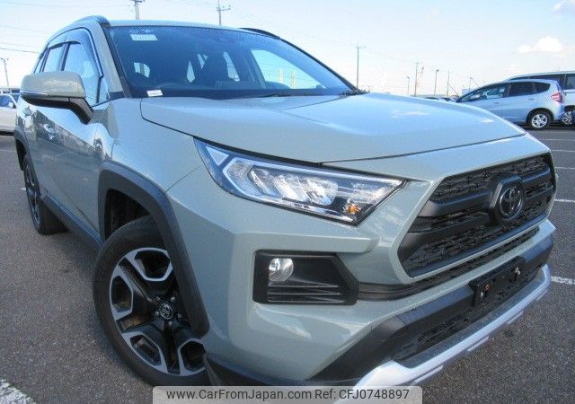 toyota rav4 2019 REALMOTOR_N5025020003F-10 image 1