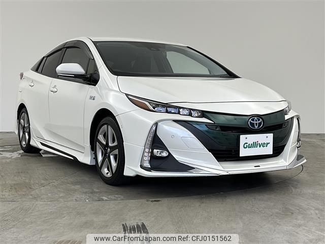 toyota prius-phv 2017 -TOYOTA--Prius PHV DLA-ZVW52--ZVW52-3052623---TOYOTA--Prius PHV DLA-ZVW52--ZVW52-3052623- image 1