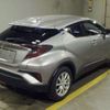 toyota c-hr 2017 -TOYOTA--C-HR DBA-NGX50--NGX50-2004099---TOYOTA--C-HR DBA-NGX50--NGX50-2004099- image 2