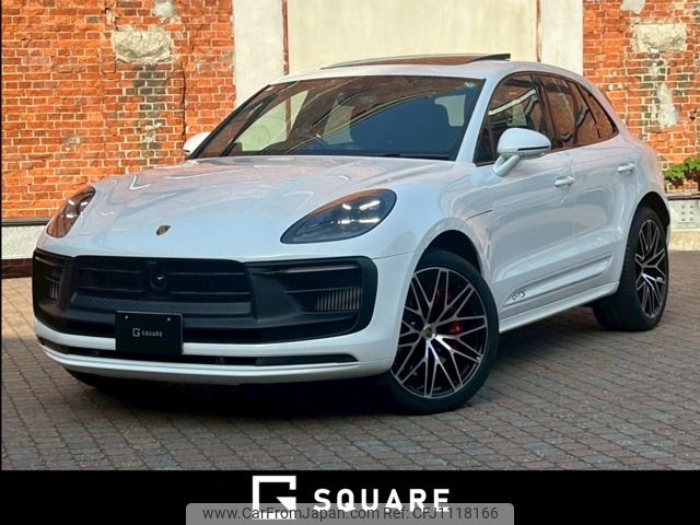porsche macan 2023 CFJ1118166 image 1