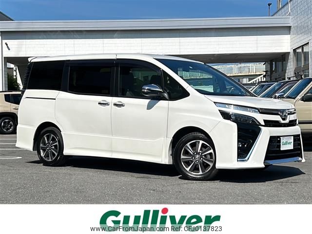 toyota voxy 2019 -TOYOTA--Voxy DBA-ZRR80W--ZRR80-0549335---TOYOTA--Voxy DBA-ZRR80W--ZRR80-0549335- image 1