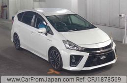 toyota prius-α 2015 CFJ1878569