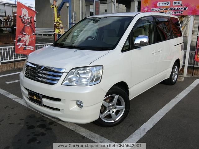 toyota noah 2002 GOO_JP_700102067530210128003 image 1