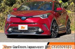 toyota c-hr 2017 -TOYOTA--C-HR DAA-ZYX10--ZYX10-2096360---TOYOTA--C-HR DAA-ZYX10--ZYX10-2096360-