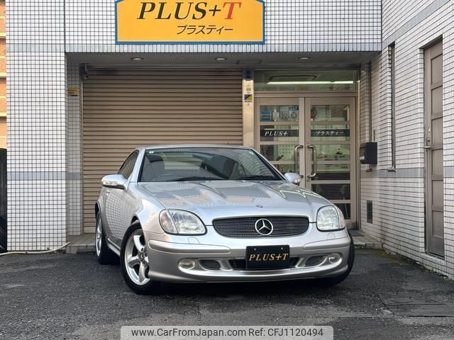 mercedes-benz slk-class 2003 quick_quick_170465_WDB170465-2F294745 image 1