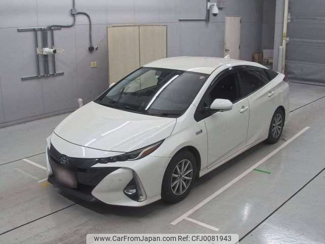 toyota prius-phv 2017 -TOYOTA--Prius PHV DLA-ZVW52--ZVW52-3038339---TOYOTA--Prius PHV DLA-ZVW52--ZVW52-3038339- image 1