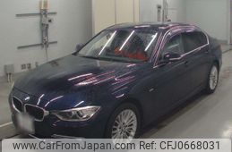 bmw 3-series 2013 -BMW 【板橋 300さ7635】--BMW 3 Series 3D20-WBA3D36080NP78184---BMW 【板橋 300さ7635】--BMW 3 Series 3D20-WBA3D36080NP78184-