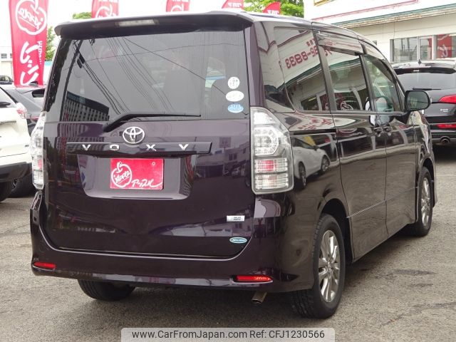 toyota voxy 2010 -TOYOTA--Voxy DBA-ZRR70W--ZRR70-0355799---TOYOTA--Voxy DBA-ZRR70W--ZRR70-0355799- image 2