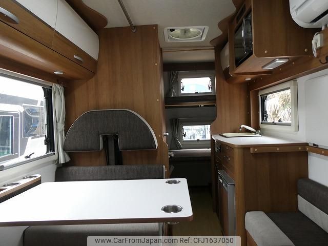 toyota camroad 2019 CFJ1637050 image 2