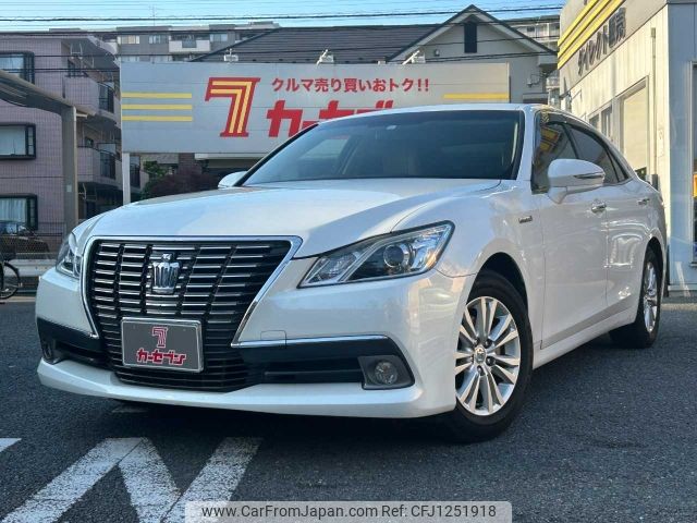toyota crown 2013 -TOYOTA--Crown DAA-AWS210--AWS210-6048749---TOYOTA--Crown DAA-AWS210--AWS210-6048749- image 1